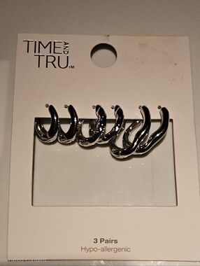 Time and Tru 3 Pairs Silver-Tone Hoop Earring Set BNIB